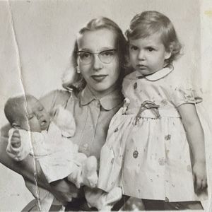 Meet your Posher, Whitney